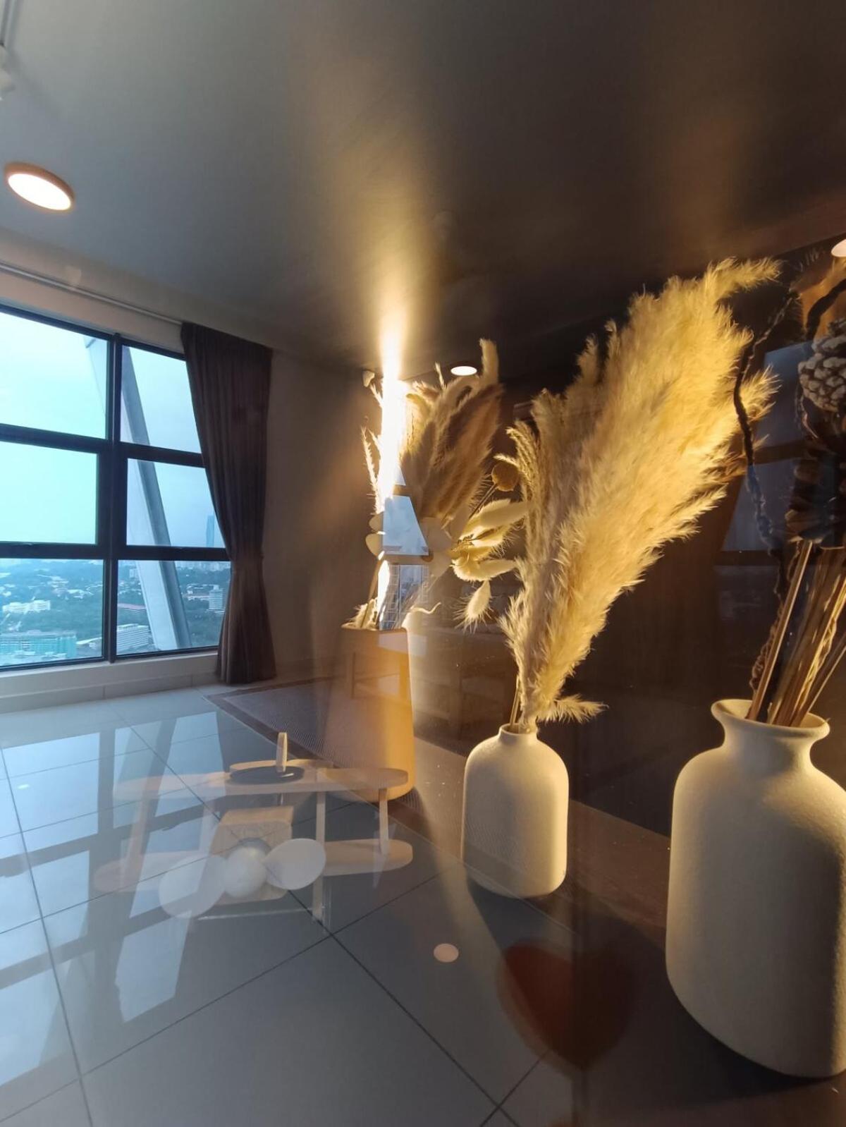 Pangsapuri Arte Mont Kiara 4br 8pax-10pax, 10mins To Klcc
