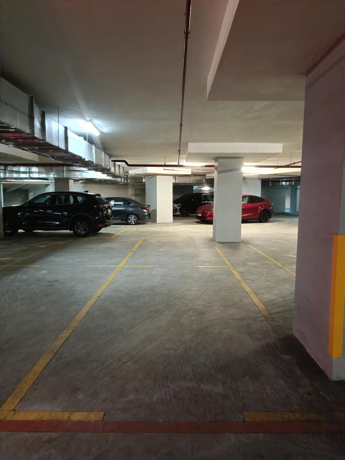 Pangsapuri Arte Mont Kiara 4br 8pax-10pax, 10mins To Klcc Kuala Lumpur