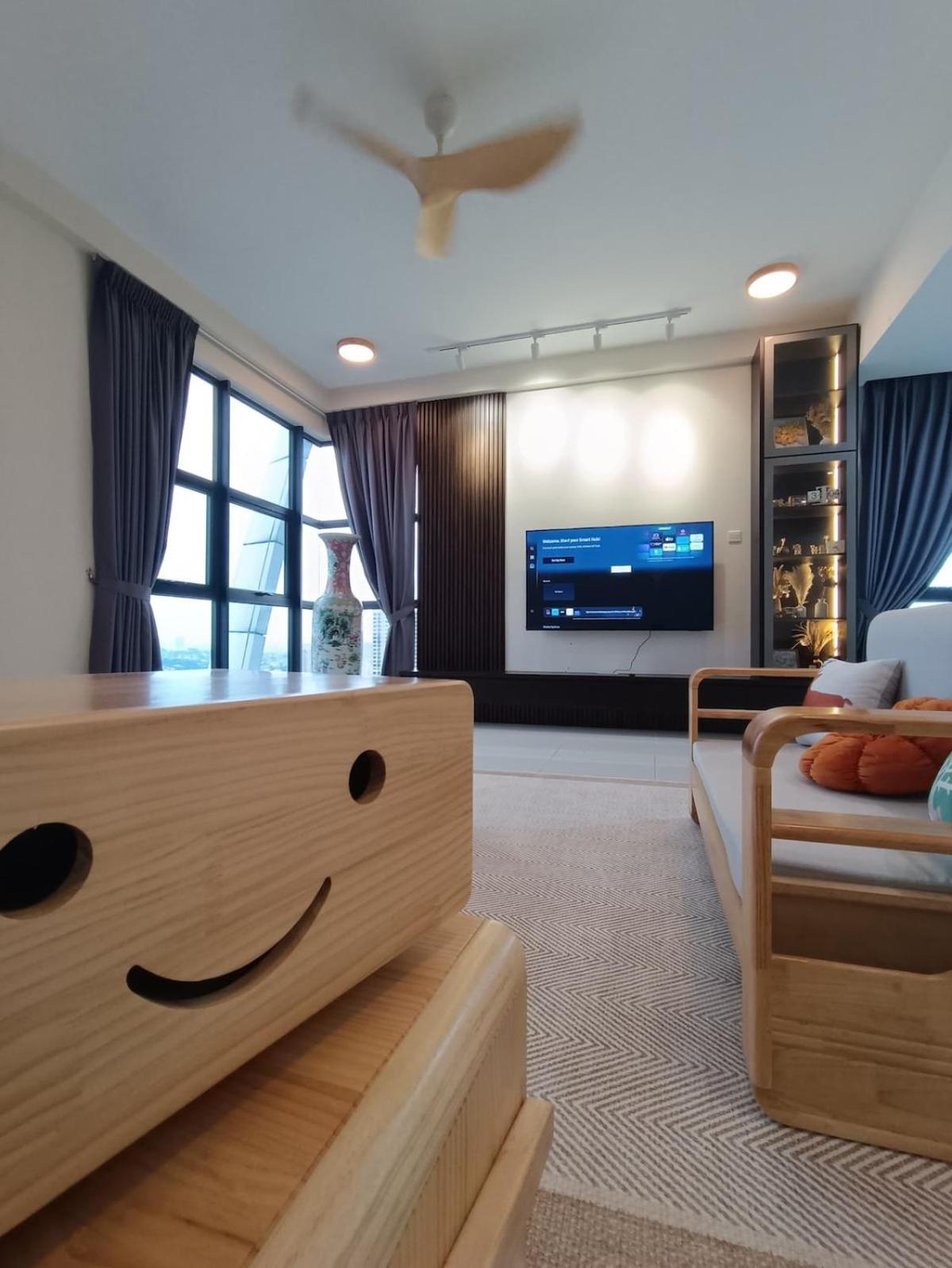Arte Mont Kiara 4br 8pax-10pax, 10mins To Klcc Pangsapuri *